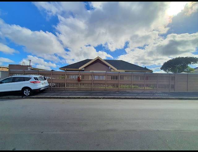 3 BEDROOM HOUSE FOR SALE IN GOODWOOD ESTATE